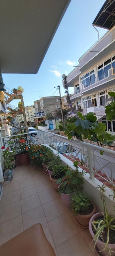 Honey Apartment Near Port Of Saranda Kültér fotó