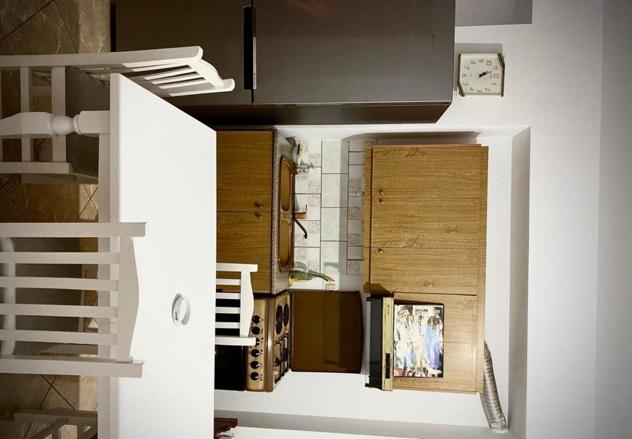 Honey Apartment Near Port Of Saranda Kültér fotó